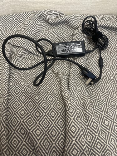 Dell 65w laptop charger - 19.5v,